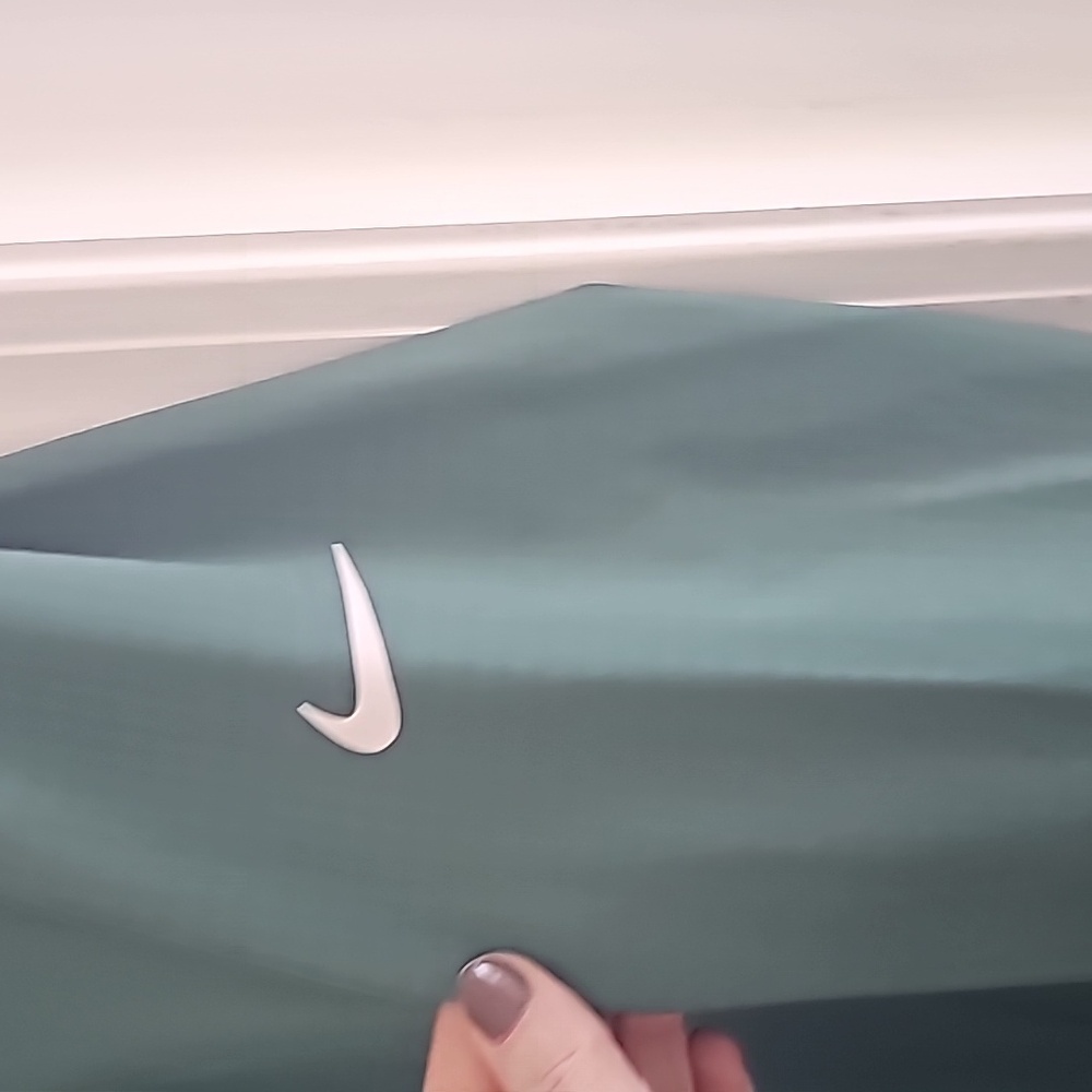 Nike Green Performance Jacket Men's Nwt - image 3